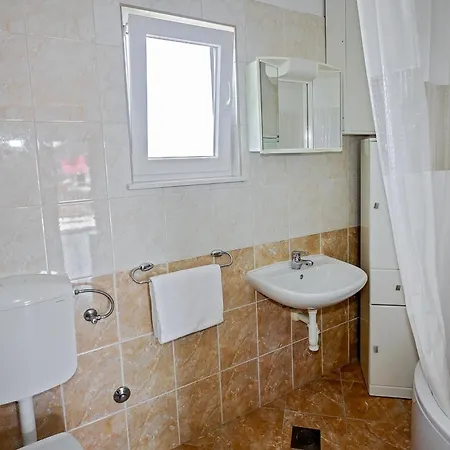 Zlatko * 罗戈兹尼察