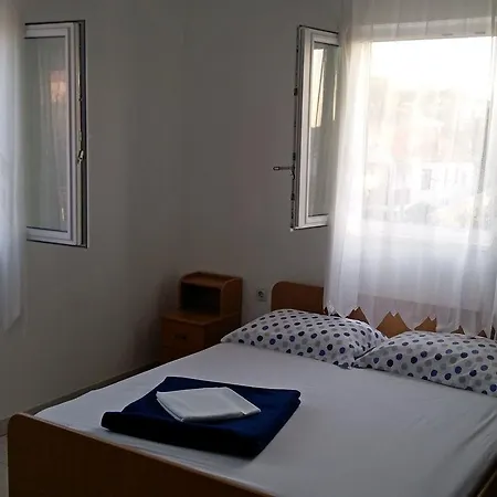 Apartment Zlatko *