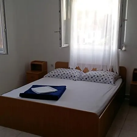 Zlatko * Rogoznica (Sibenik-Knin)