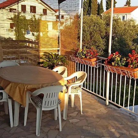Zlatko Apartment