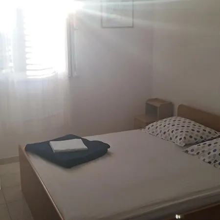 Zlatko Apartment