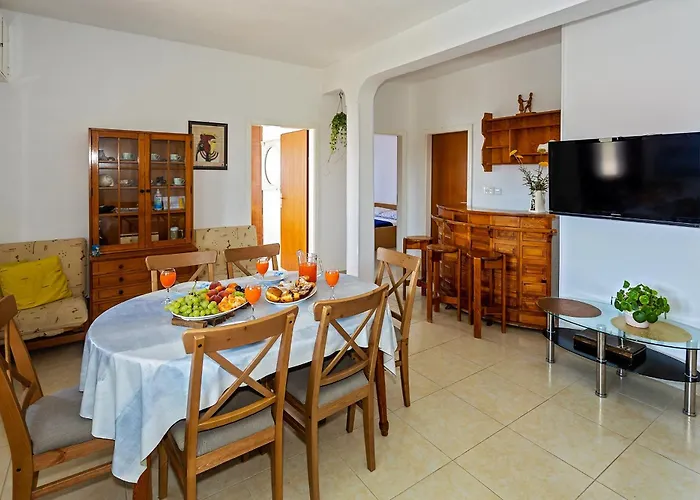 Zlatko * Rogoznica (Sibenik-Knin)